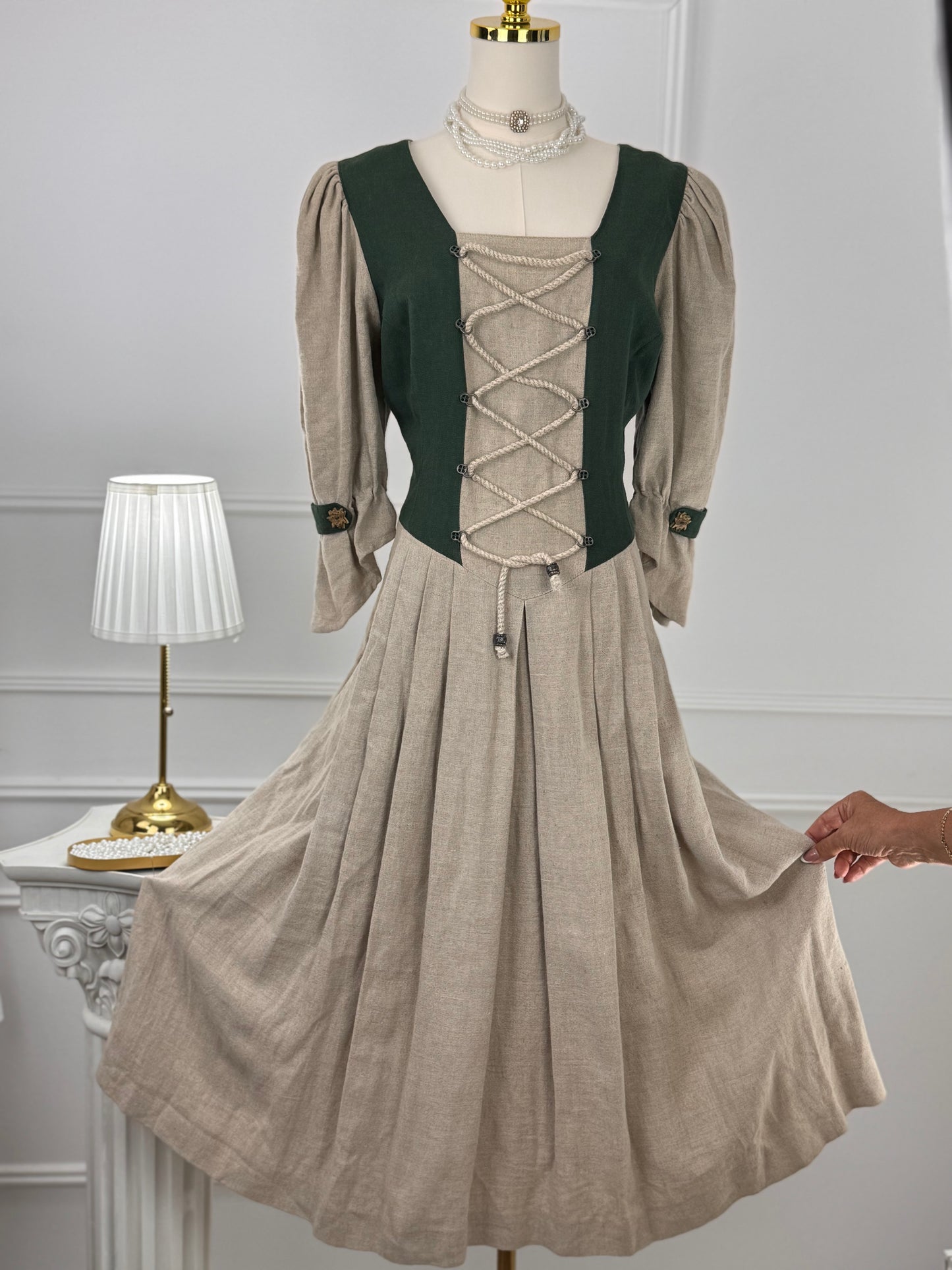Rochie vintage din in
