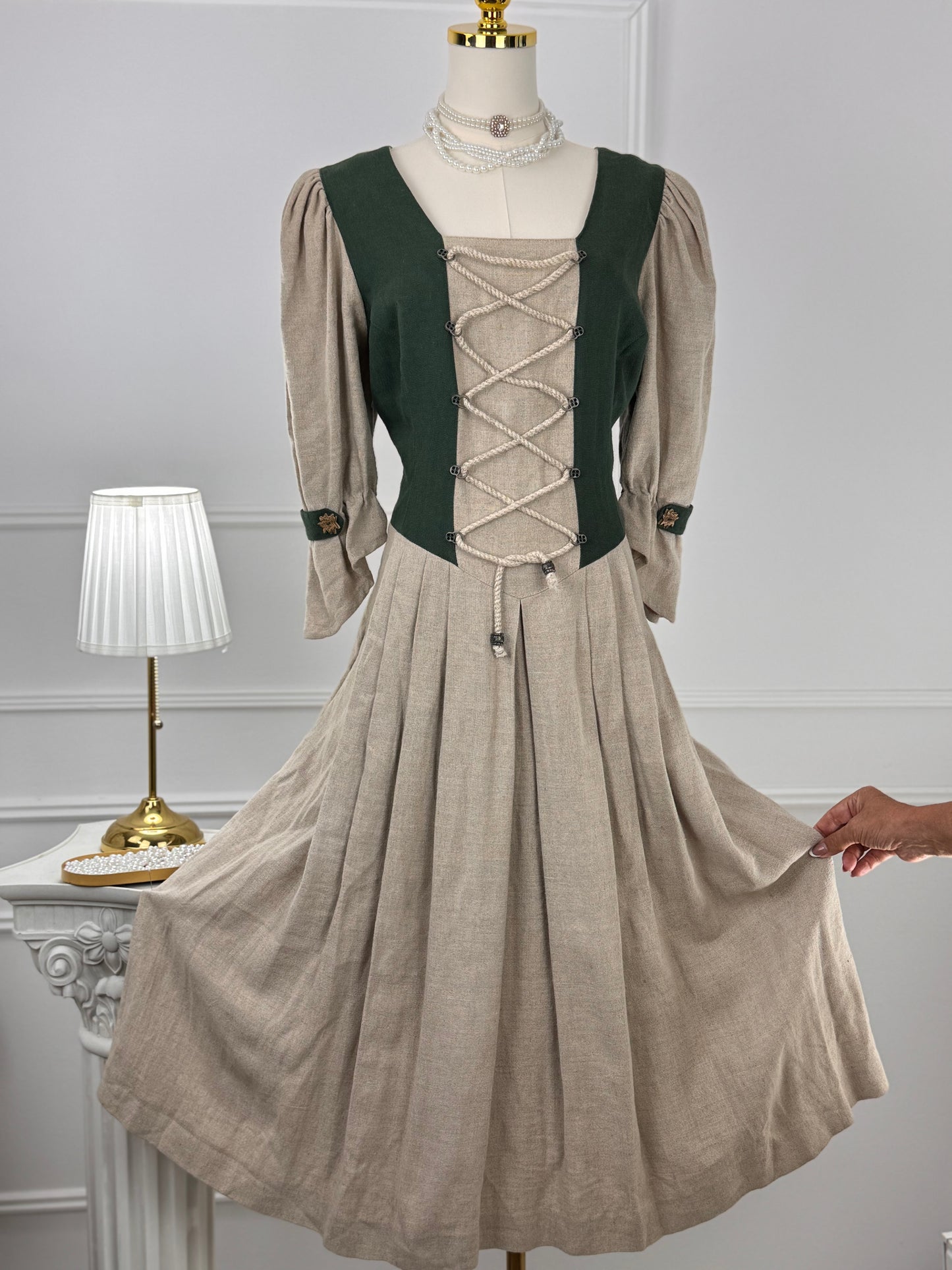 Rochie vintage din in