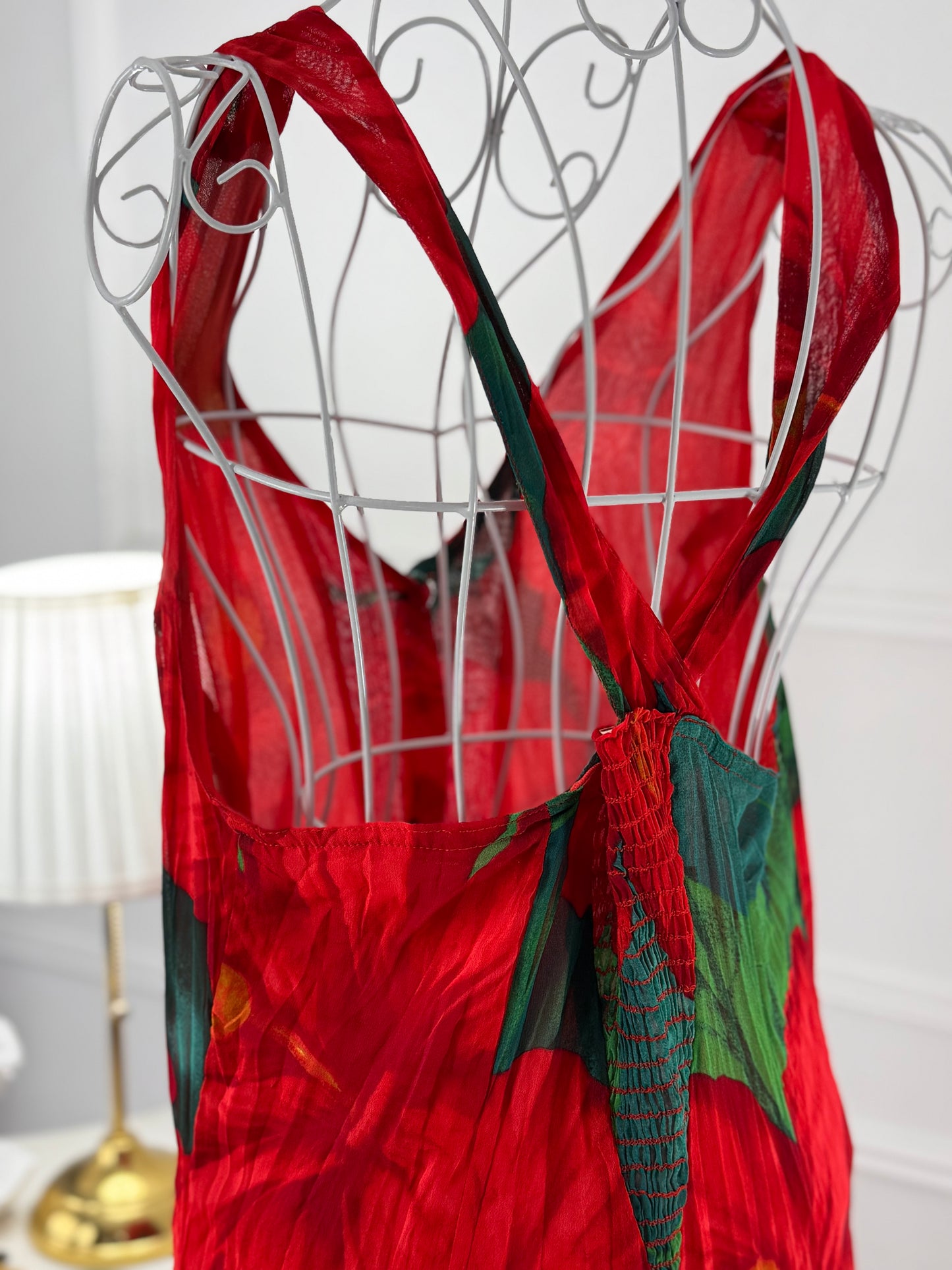 Rochie vaporoasă - model floral