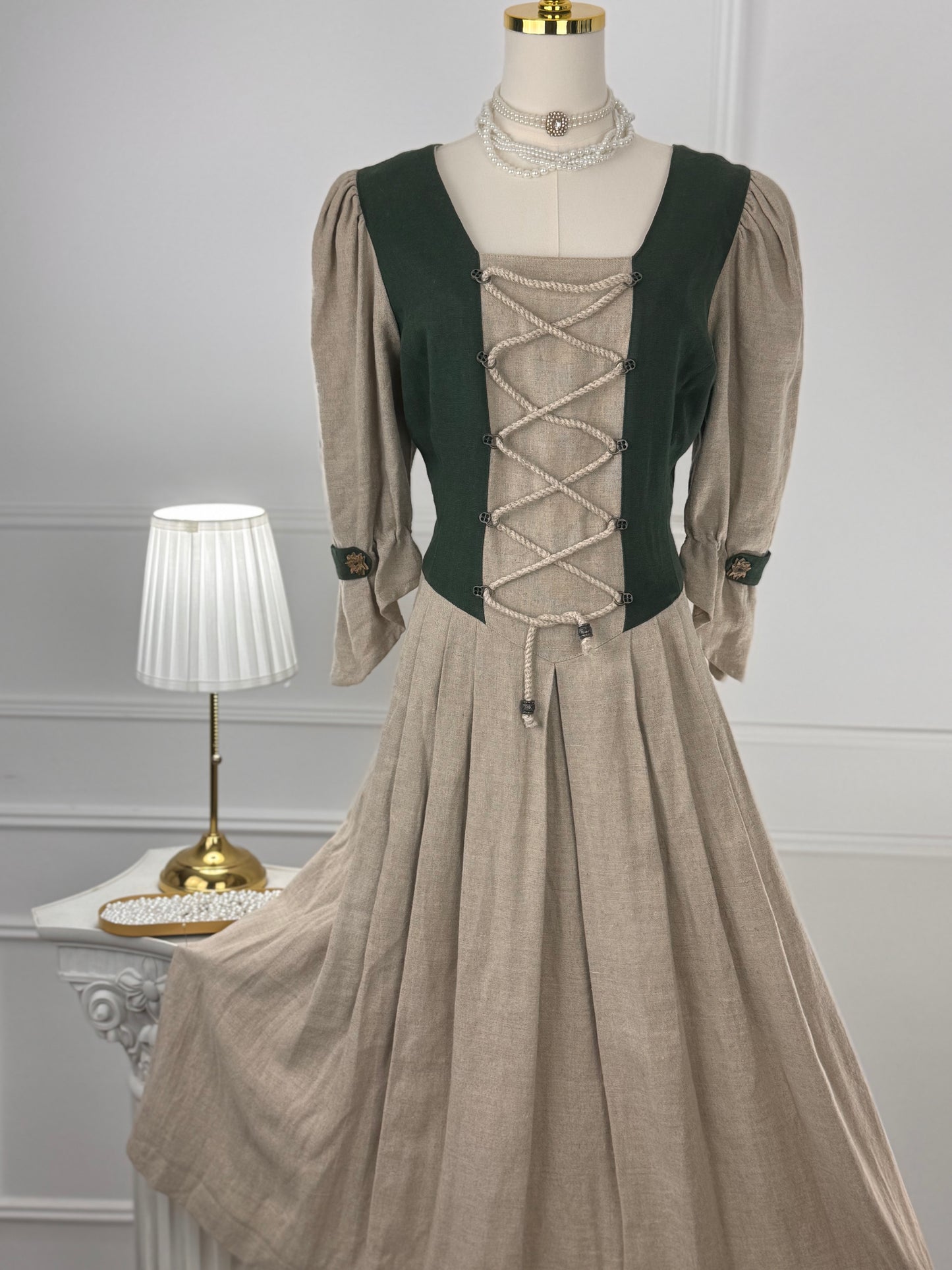 Rochie vintage din in
