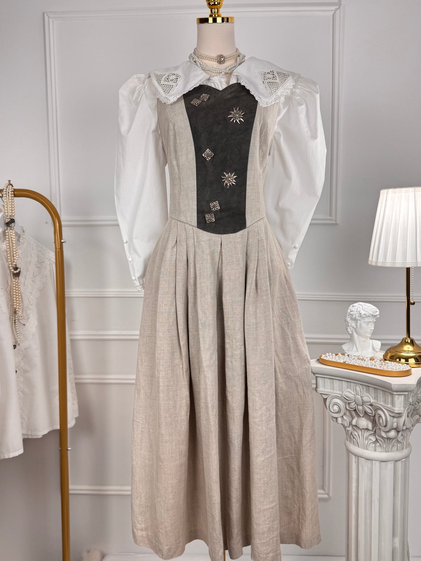 Rochie vintage din in