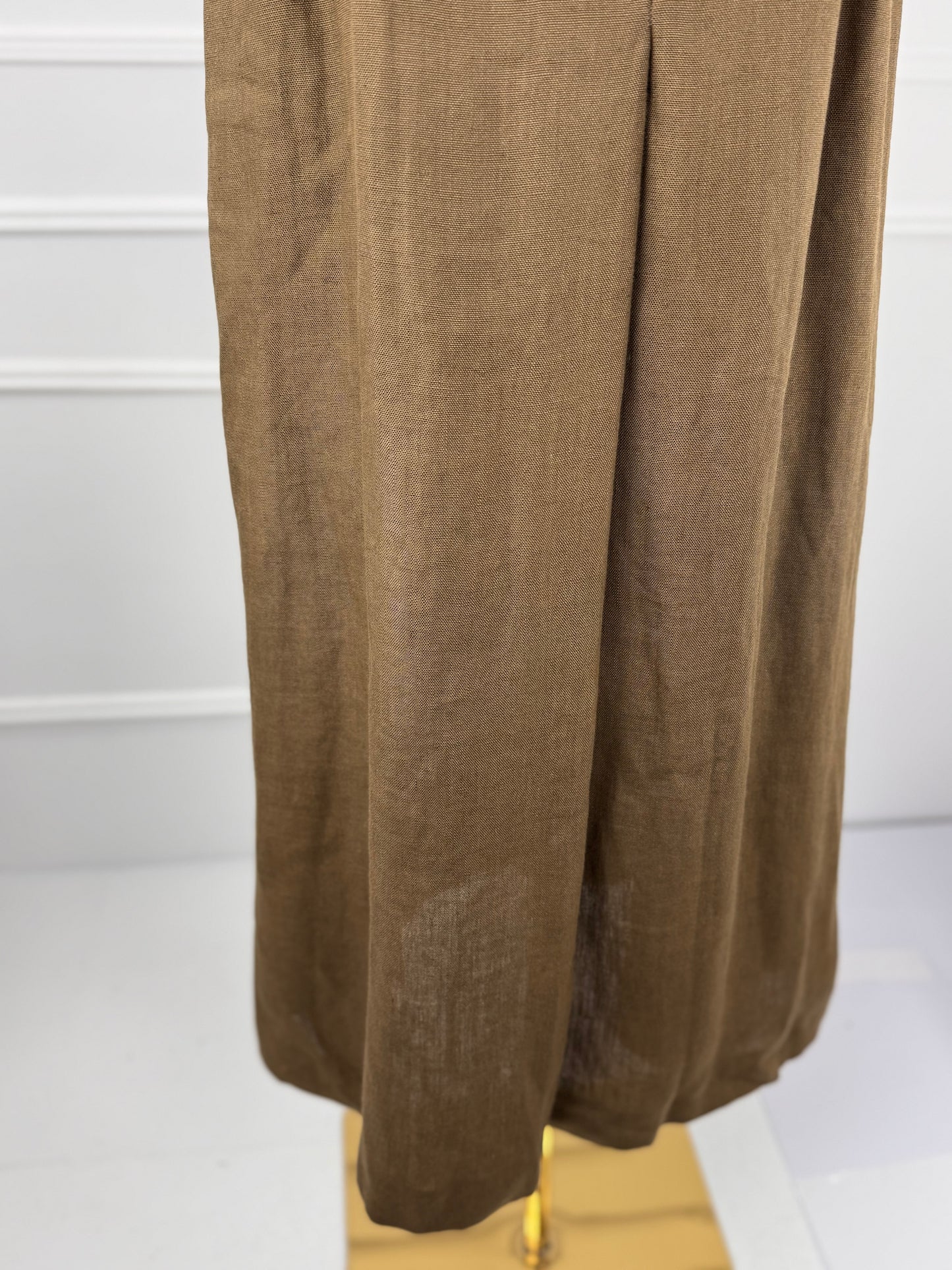 Rochie cu nasturi din in