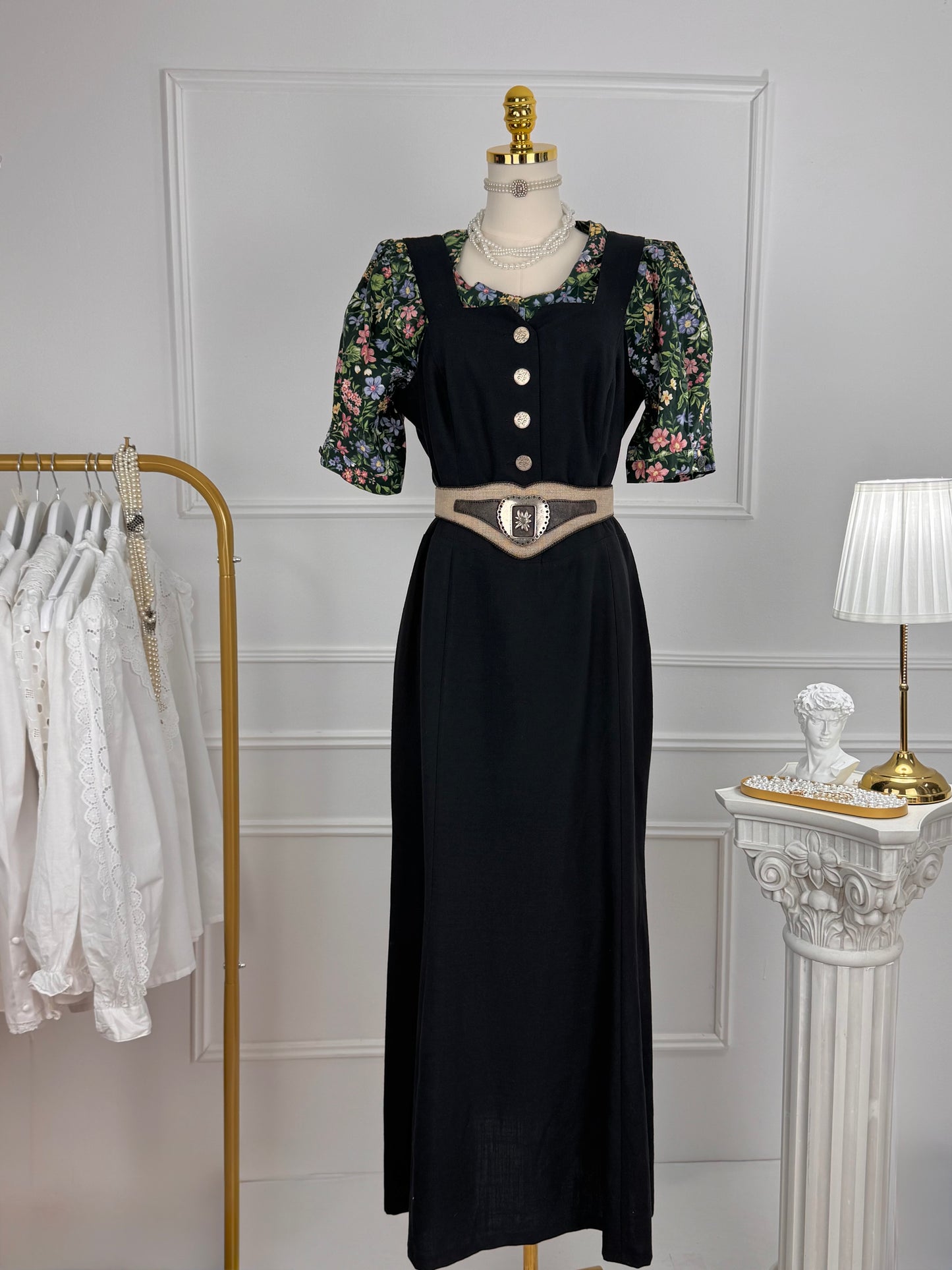 Rochie vintage din in