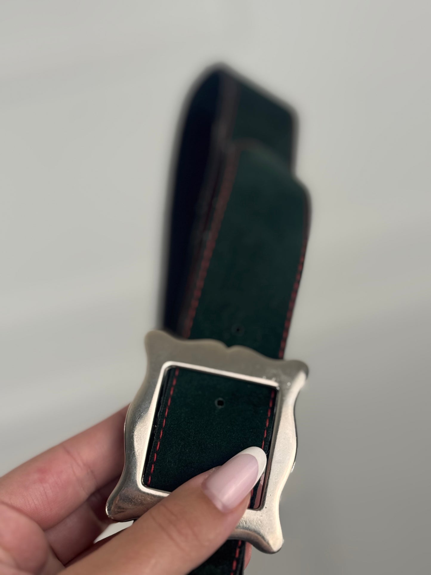 Curea vintage verde