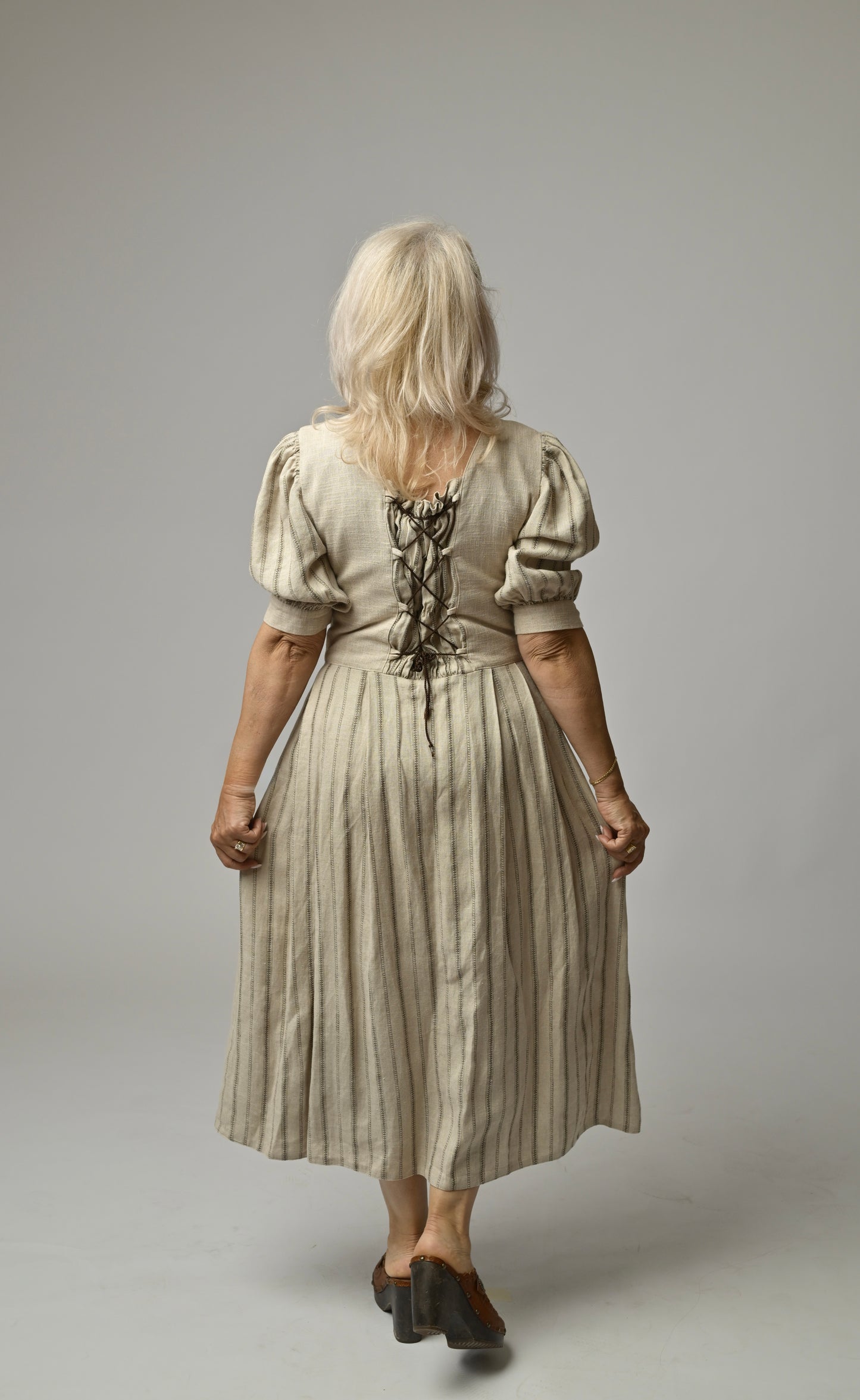Rochie vintage din in