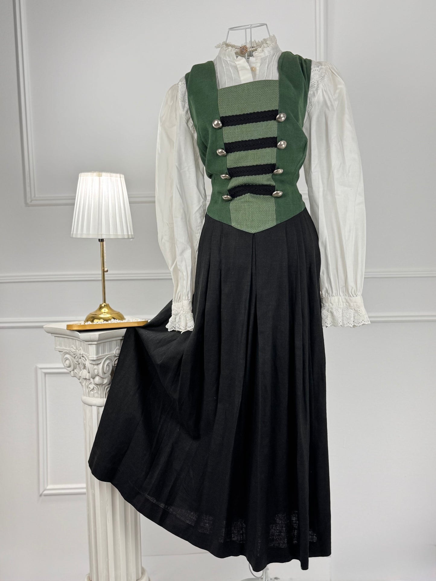 Rochie vintage din in