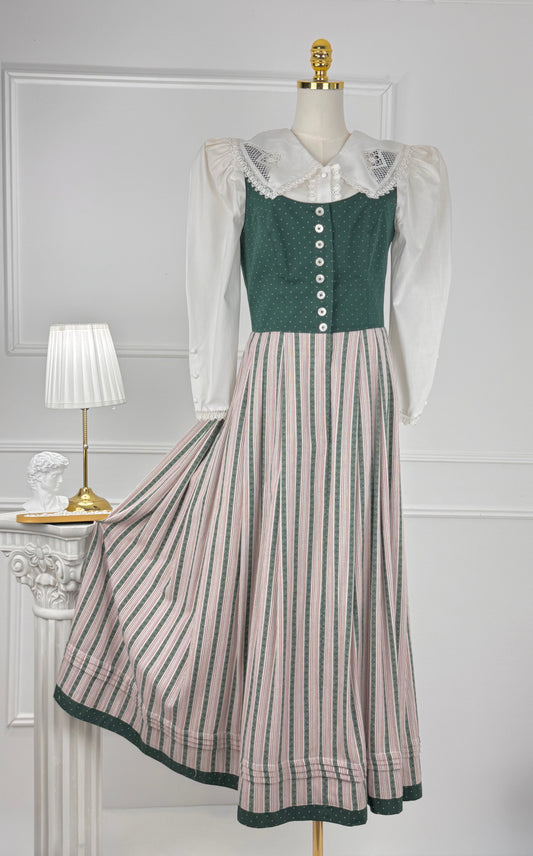 Rochie vintage cu nasturi