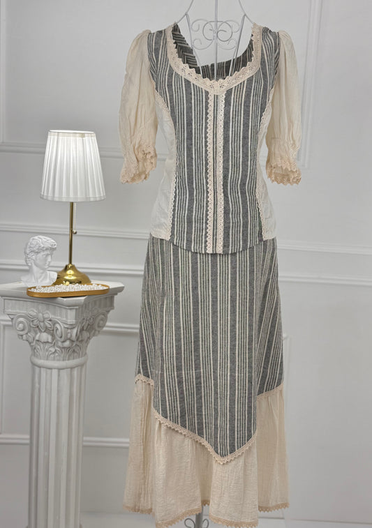 Costum cu fustă vintage