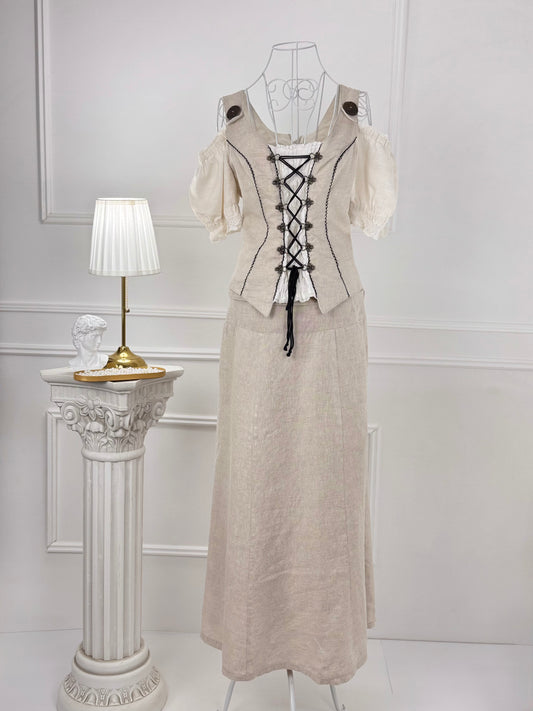 Costum vintage cu fustă