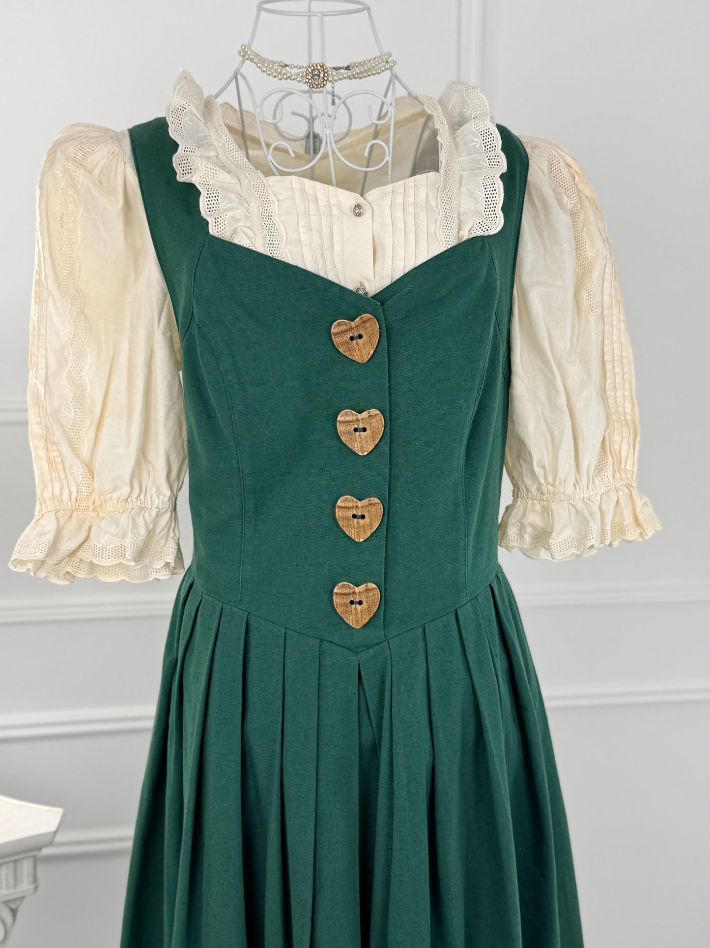 Rochie vintage din in