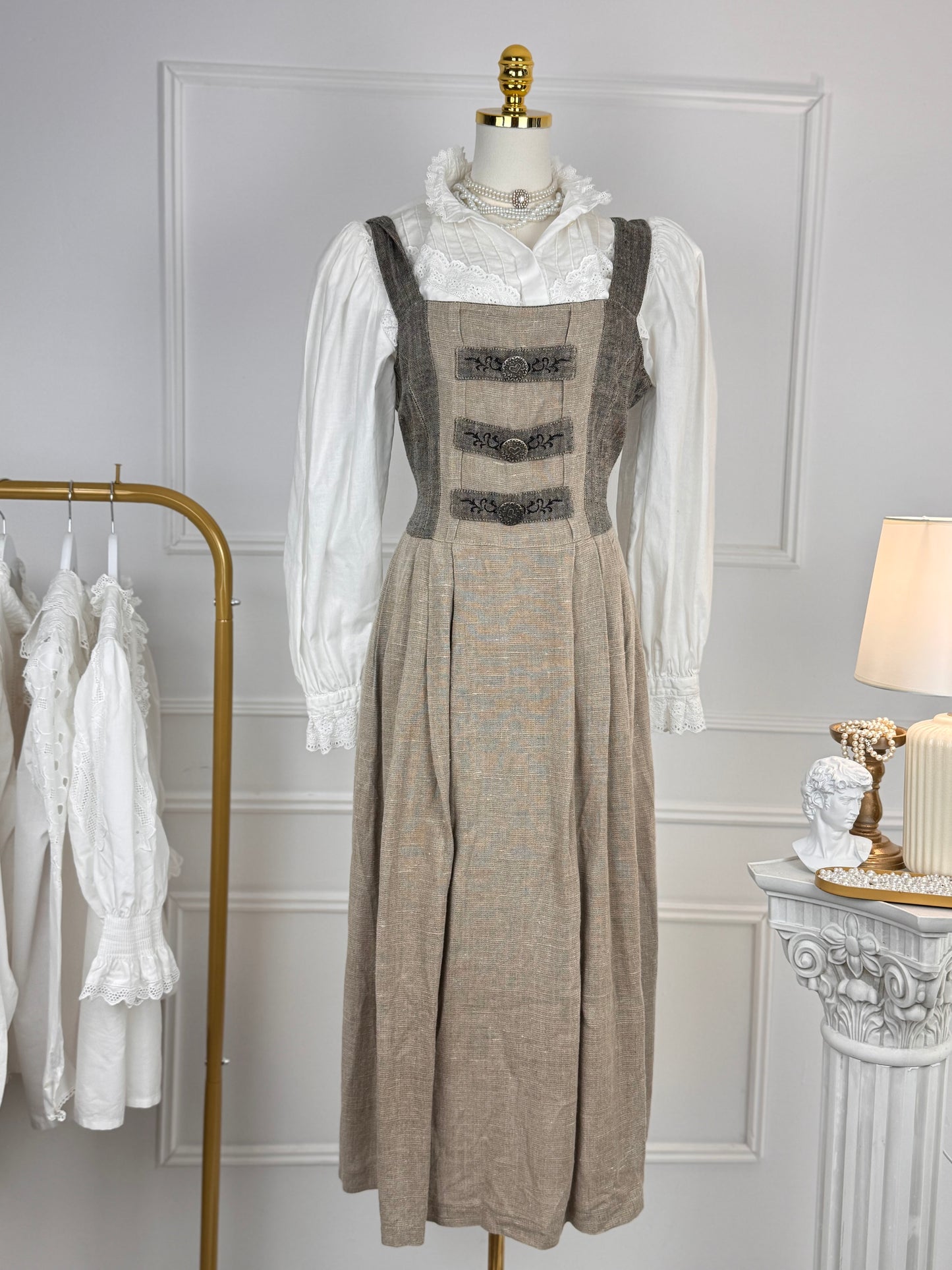 Rochie vintage din pânză de in