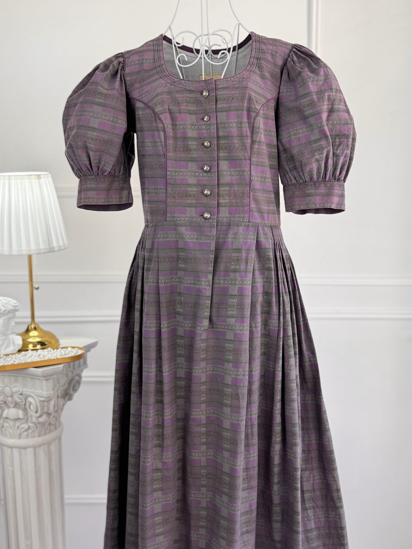 Rochie vintage cu mâneci bufante
