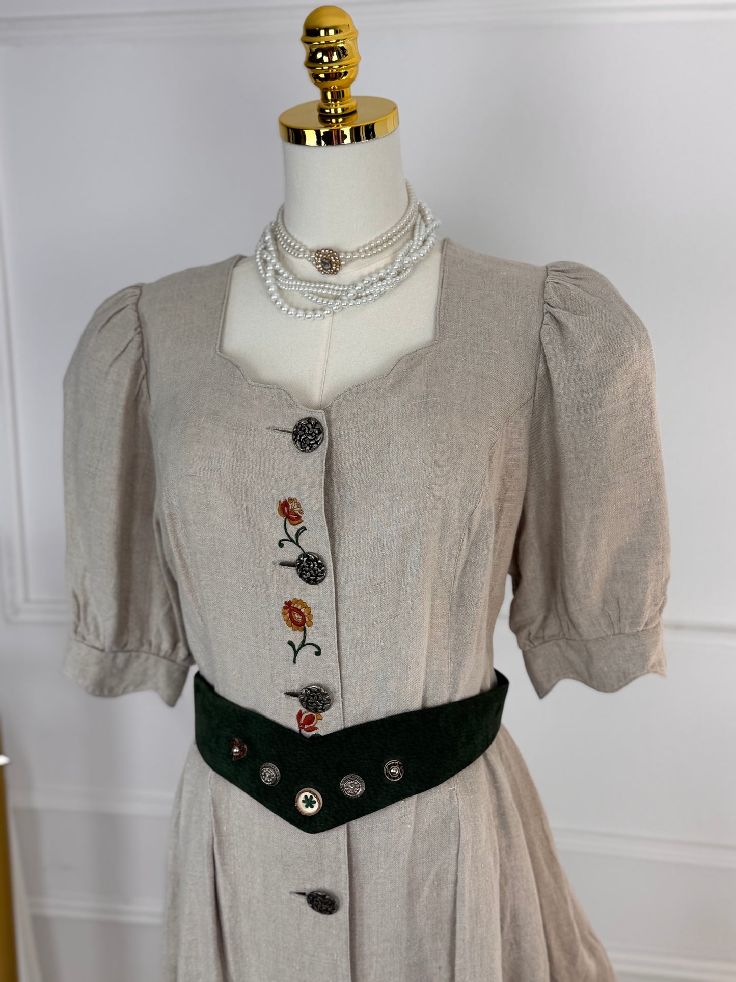 Rochie vintage din in
