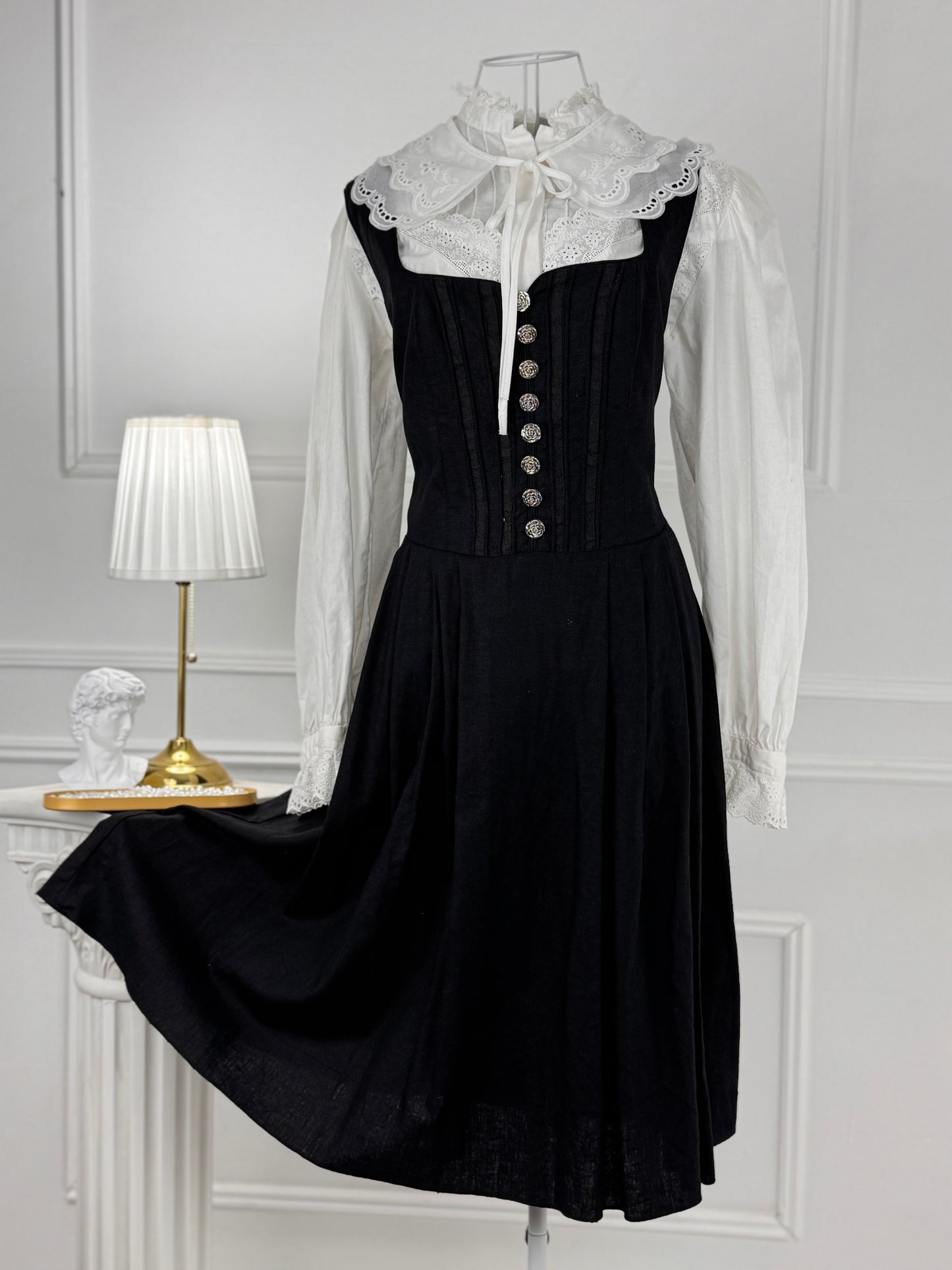 Rochie vintage din in