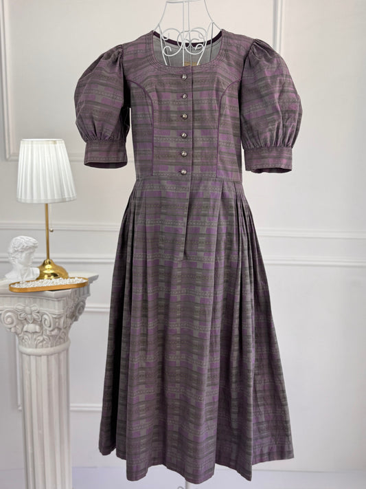 Rochie vintage cu mâneci bufante