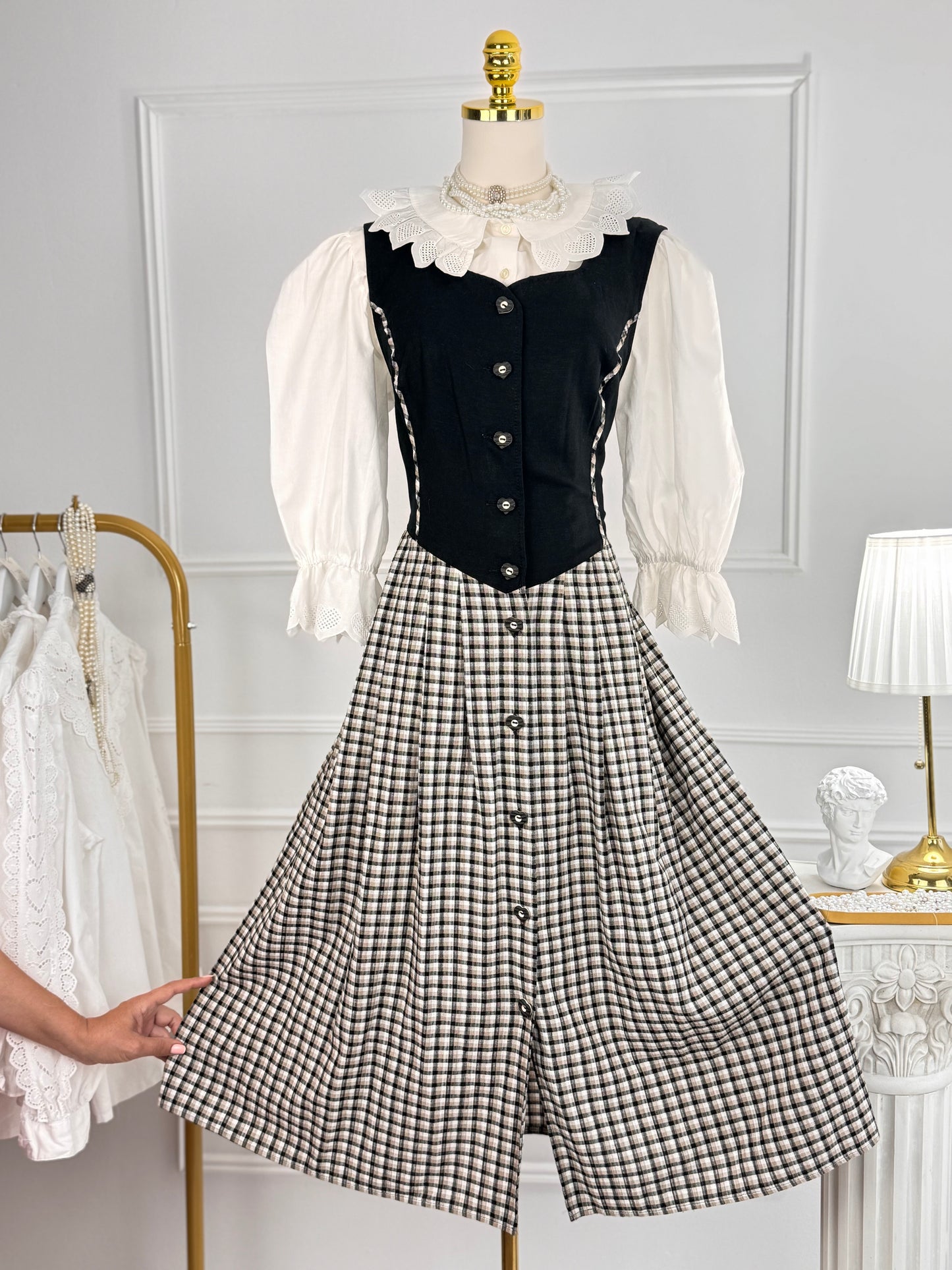 Rochie vintage - nasturi superbi
