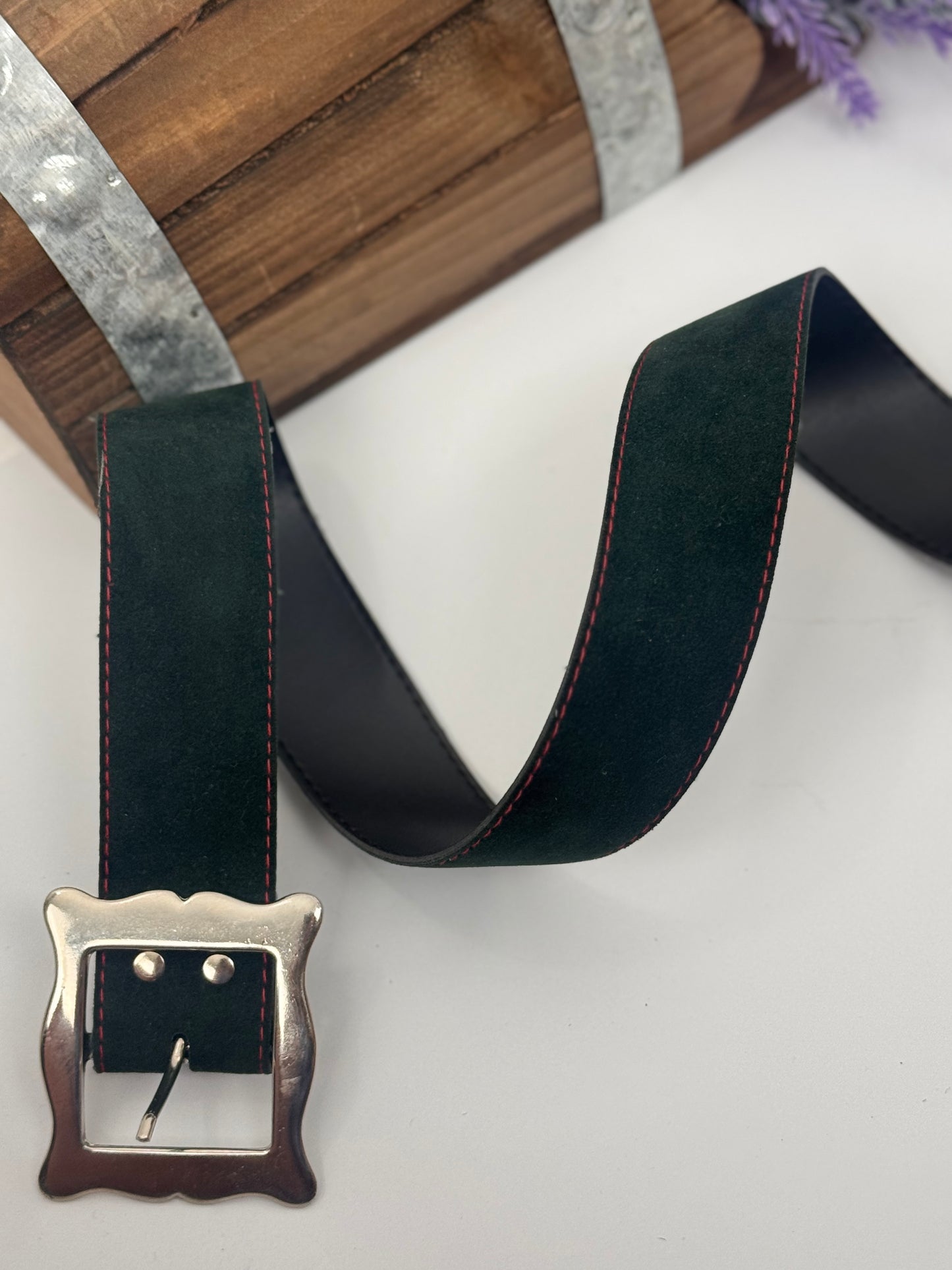 Curea vintage verde