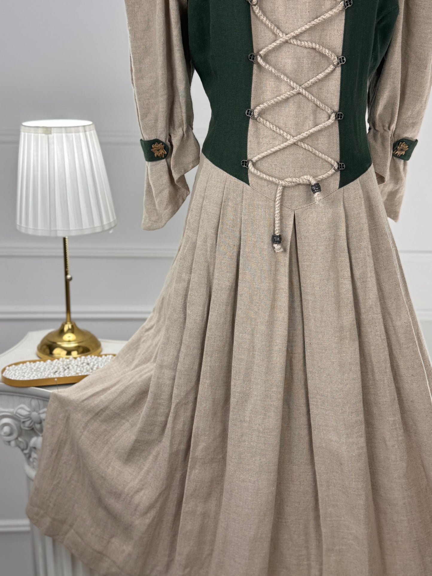 Rochie vintage din in