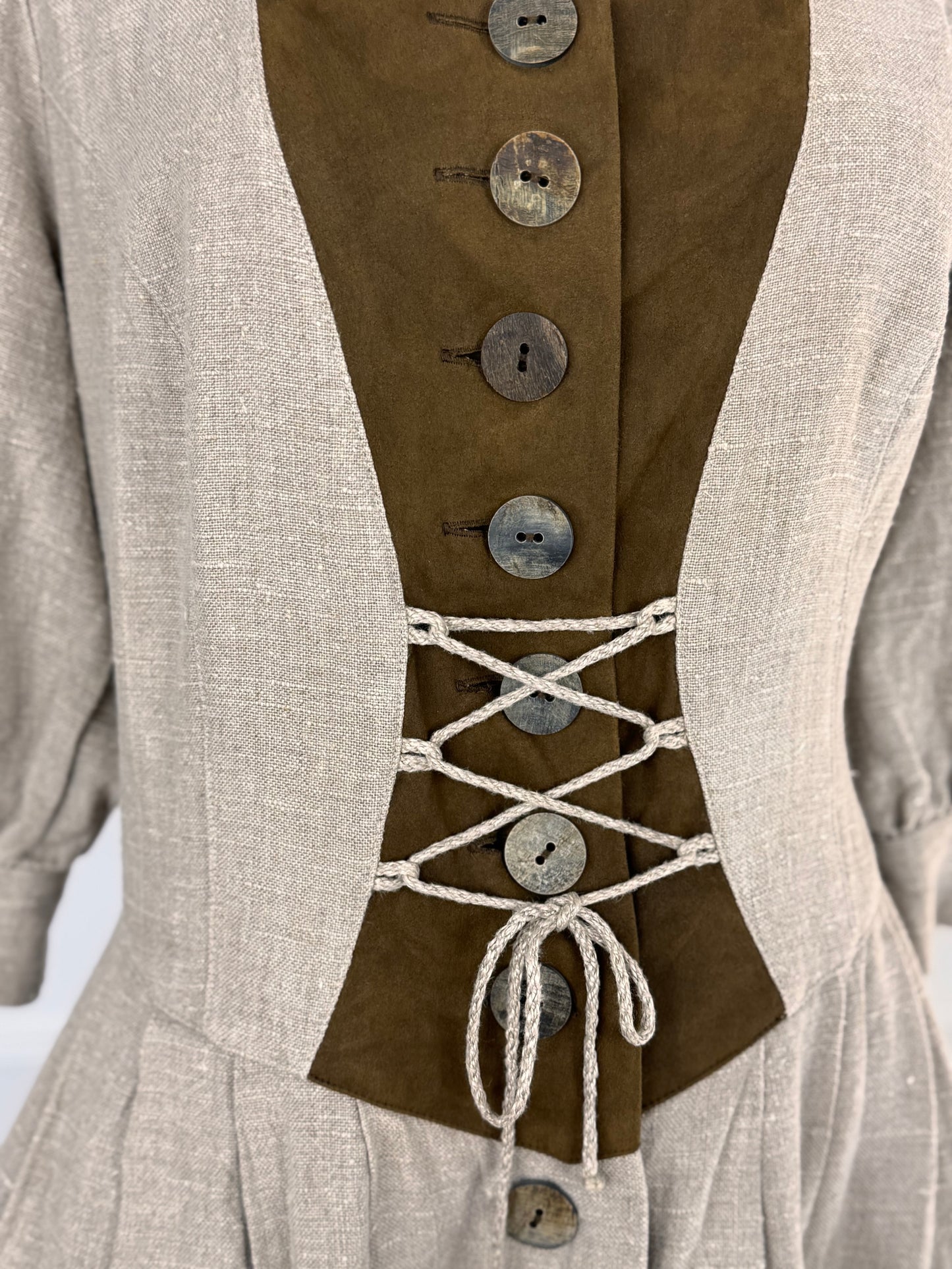 Rochie vintage spectaculoasă din pânză de in